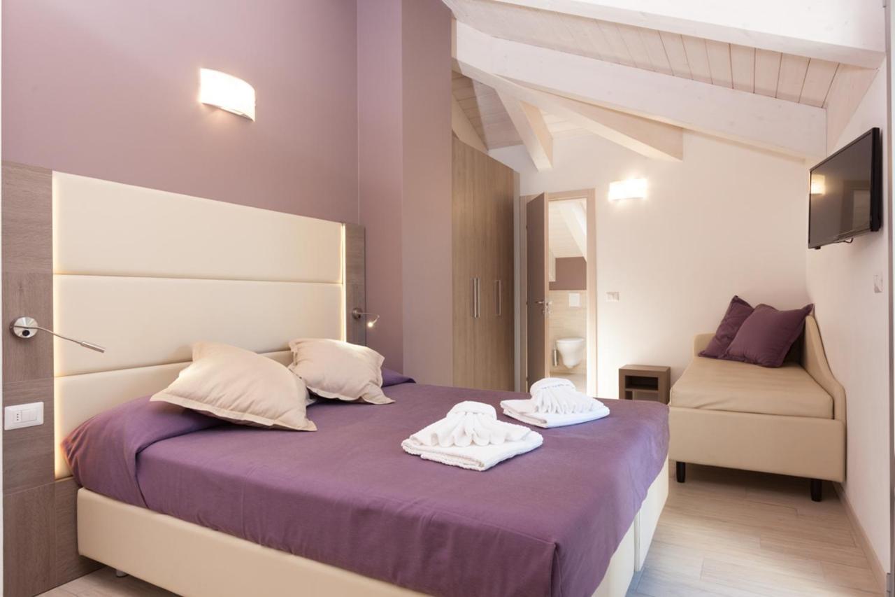 Hotel Gioia Римини Екстериор снимка