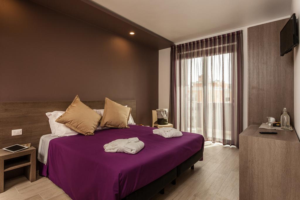 Hotel Gioia Римини Екстериор снимка