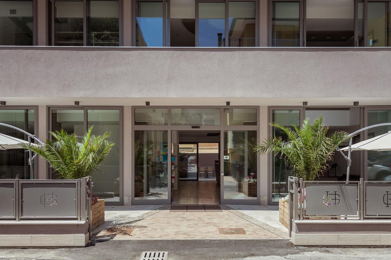Hotel Gioia Римини Екстериор снимка