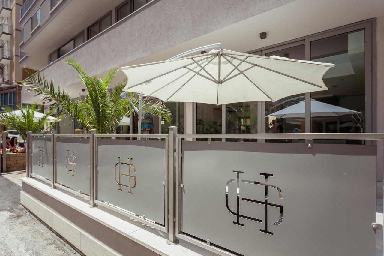 Hotel Gioia Римини Екстериор снимка